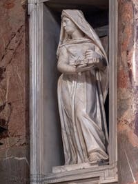 Tombs and funerary monuments in the Basilica of Saint Mary Major in Rome